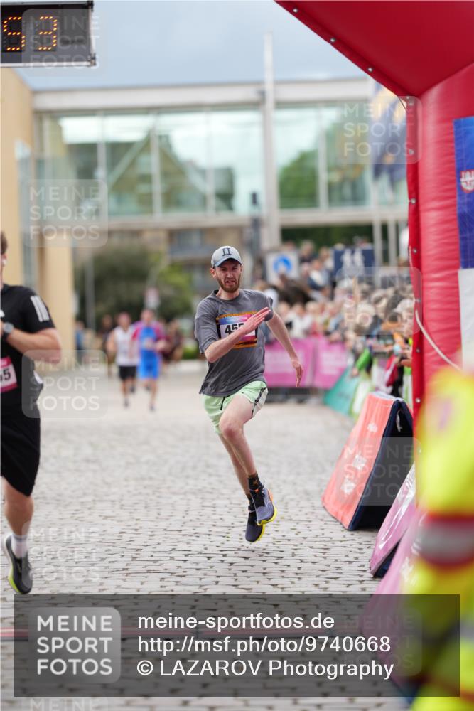 12.06.2026 - Holstenköstenlauf LAZAROV Photography http://msf.ph/oto/9740668 12.06.2026 17:53:51 Laufen 3336, 3453, 4455, 4550 meine-sportfotos.de