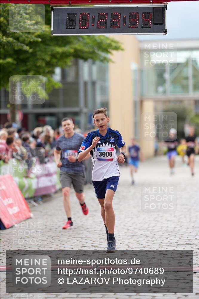12.06.2026 - Holstenköstenlauf LAZAROV Photography http://msf.ph/oto/9740689 12.06.2026 17:53:32 Laufen 3445, 3906 meine-sportfotos.de