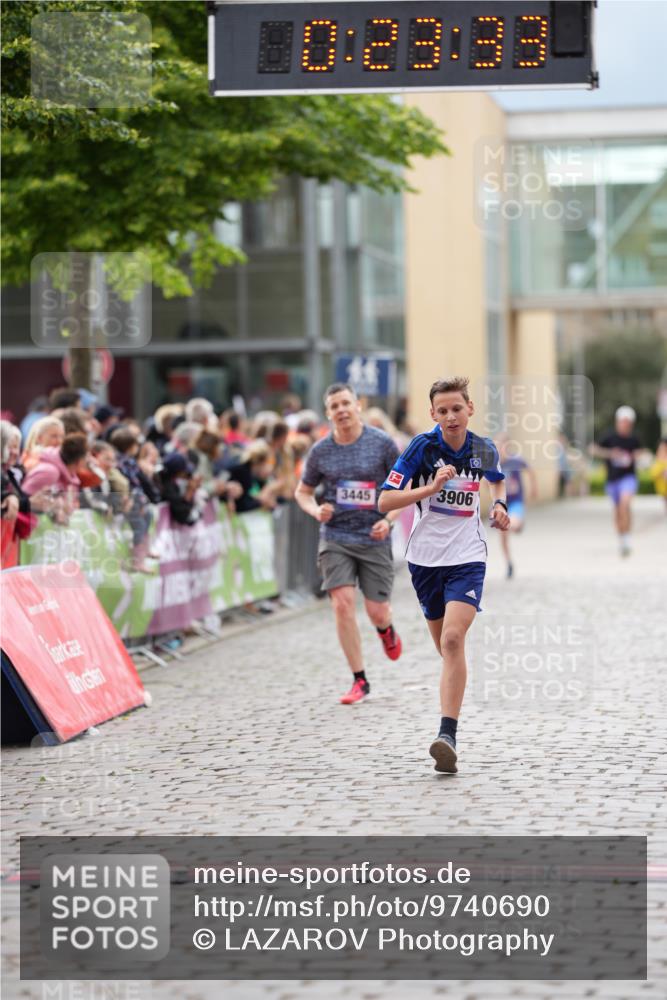 12.06.2026 - Holstenköstenlauf LAZAROV Photography http://msf.ph/oto/9740690 12.06.2026 17:53:32 Laufen 3445, 3906 meine-sportfotos.de