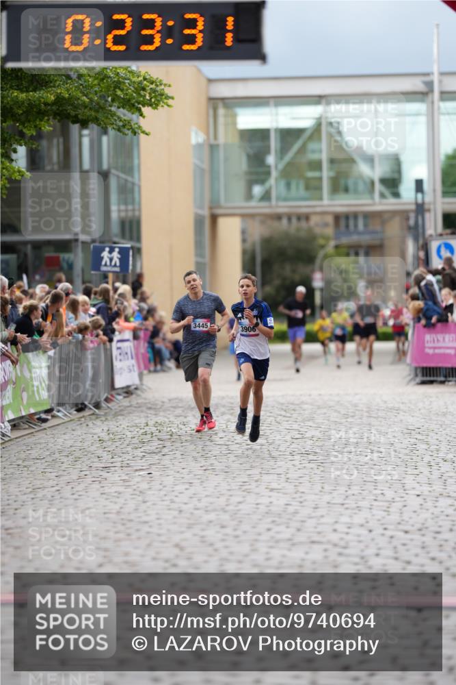 12.06.2026 - Holstenköstenlauf LAZAROV Photography http://msf.ph/oto/9740694 12.06.2026 17:53:29 Laufen 3906 meine-sportfotos.de