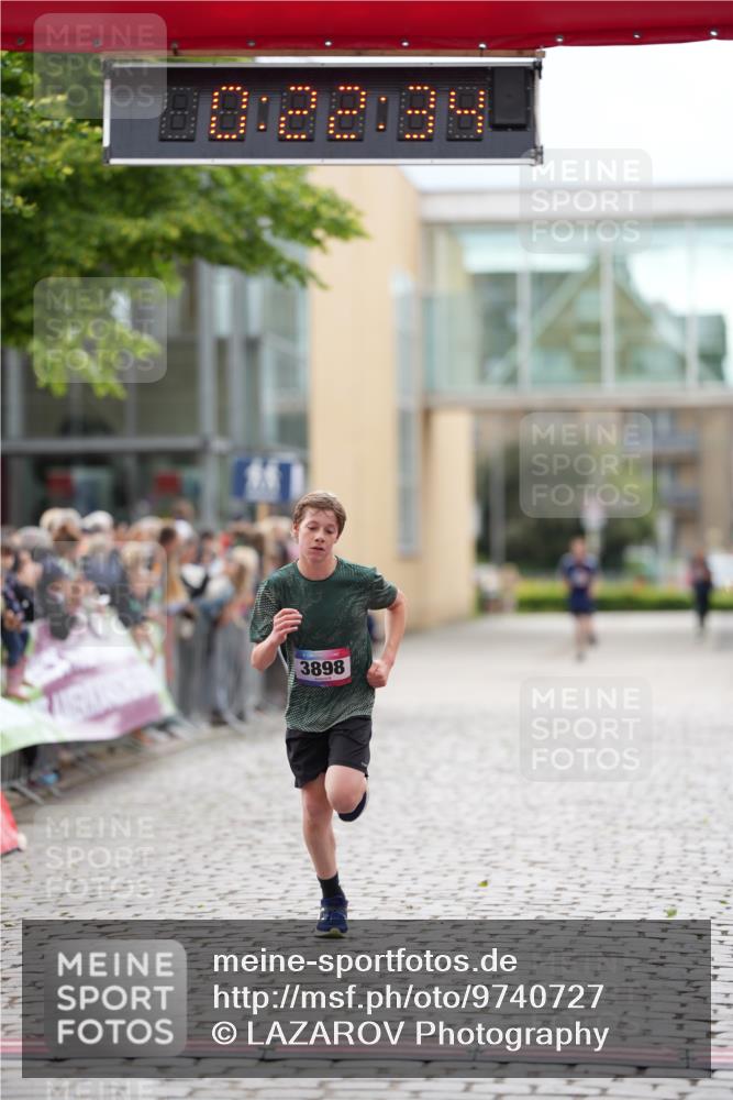 12.06.2026 - Holstenköstenlauf LAZAROV Photography http://msf.ph/oto/9740727 12.06.2026 17:52:32 Laufen 3898 meine-sportfotos.de