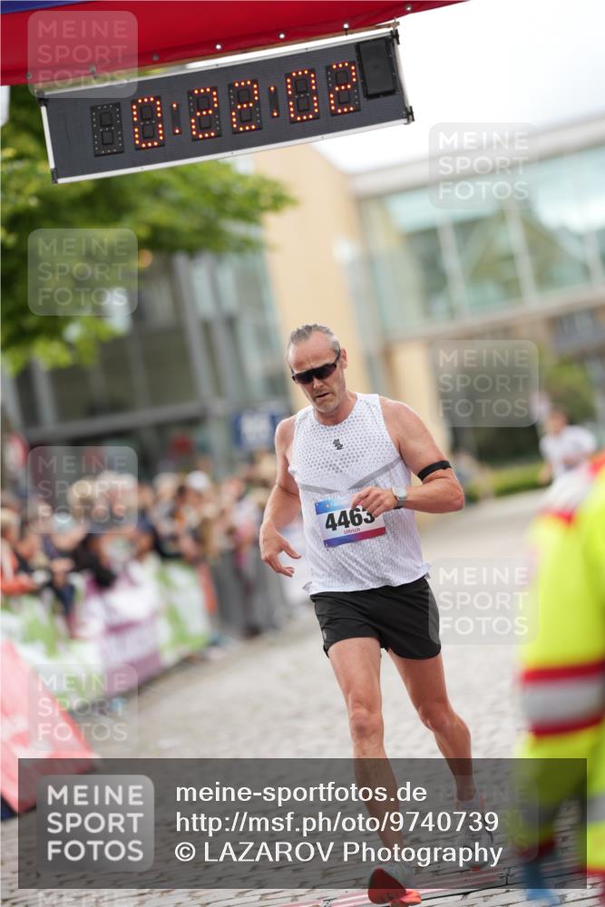 12.06.2026 - Holstenköstenlauf LAZAROV Photography http://msf.ph/oto/9740739 12.06.2026 17:52:00 Laufen 3334, 4463 meine-sportfotos.de