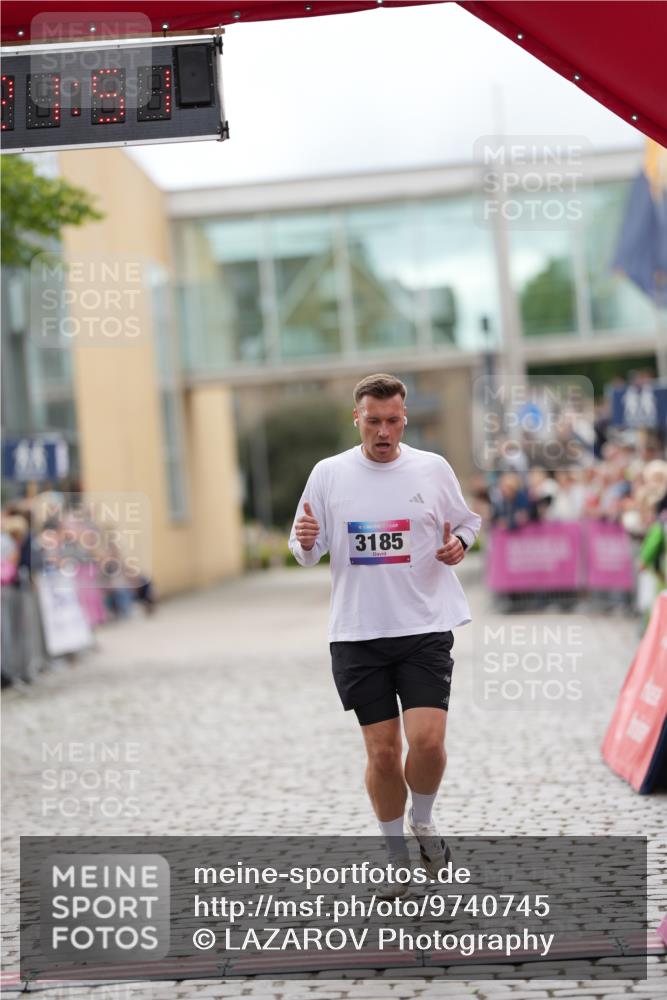 12.06.2026 - Holstenköstenlauf LAZAROV Photography http://msf.ph/oto/9740745 12.06.2026 17:51:49 Laufen 3185, 4787 meine-sportfotos.de