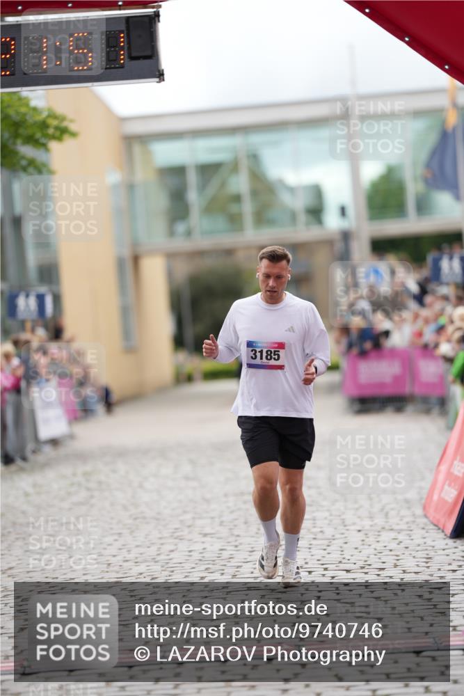 12.06.2026 - Holstenköstenlauf LAZAROV Photography http://msf.ph/oto/9740746 12.06.2026 17:51:49 Laufen 3185, 4787 meine-sportfotos.de