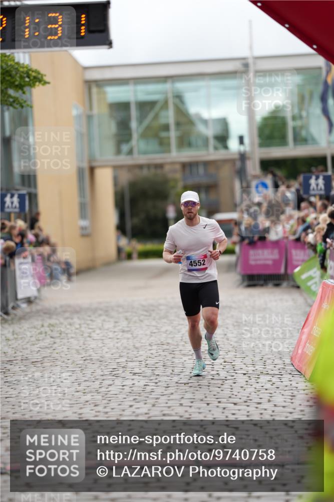 12.06.2026 - Holstenköstenlauf LAZAROV Photography http://msf.ph/oto/9740758 12.06.2026 17:51:29 Laufen 3953, 4552 meine-sportfotos.de