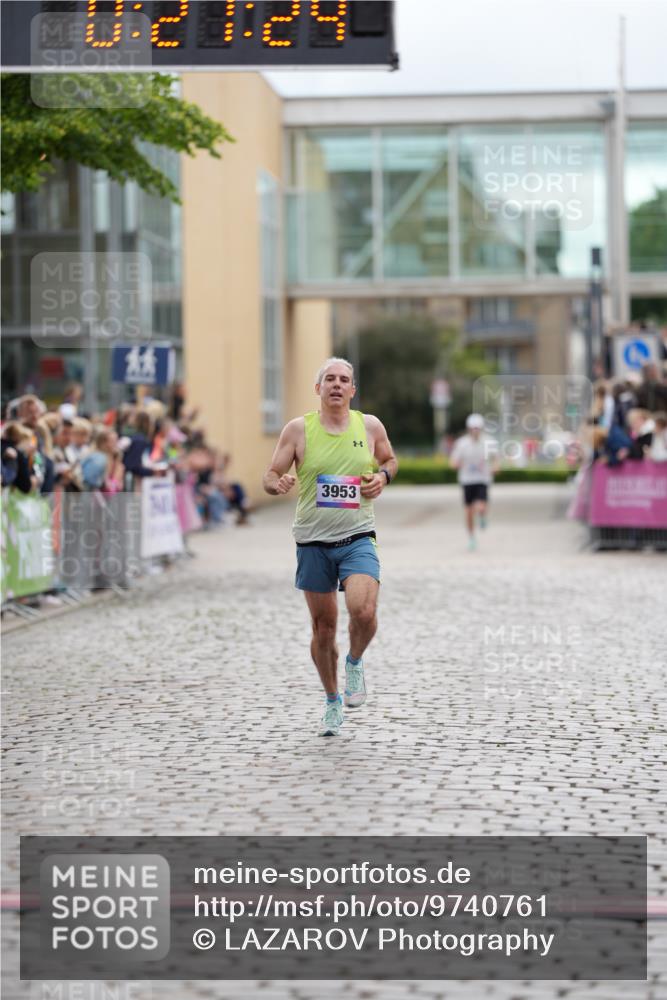 12.06.2026 - Holstenköstenlauf LAZAROV Photography http://msf.ph/oto/9740761 12.06.2026 17:51:22 Laufen 3953 meine-sportfotos.de