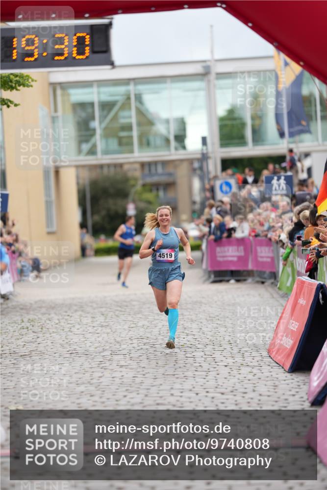 12.06.2026 - Holstenköstenlauf LAZAROV Photography http://msf.ph/oto/9740808 12.06.2026 17:49:29 Laufen 3928, 4519, 4811 meine-sportfotos.de