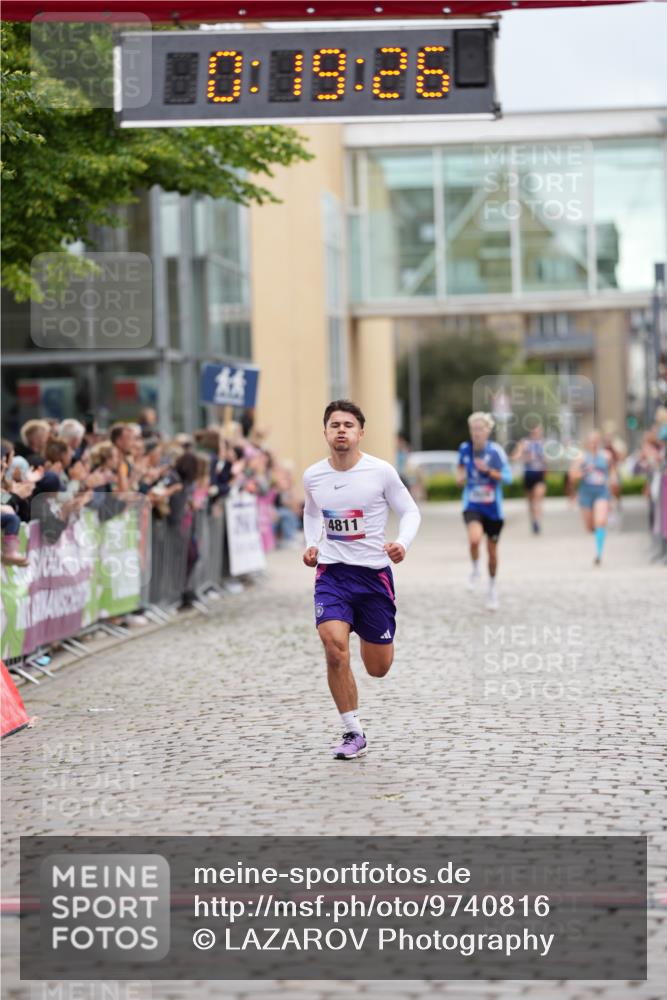 12.06.2026 - Holstenköstenlauf LAZAROV Photography http://msf.ph/oto/9740816 12.06.2026 17:49:24 Laufen 4322, 4811 meine-sportfotos.de