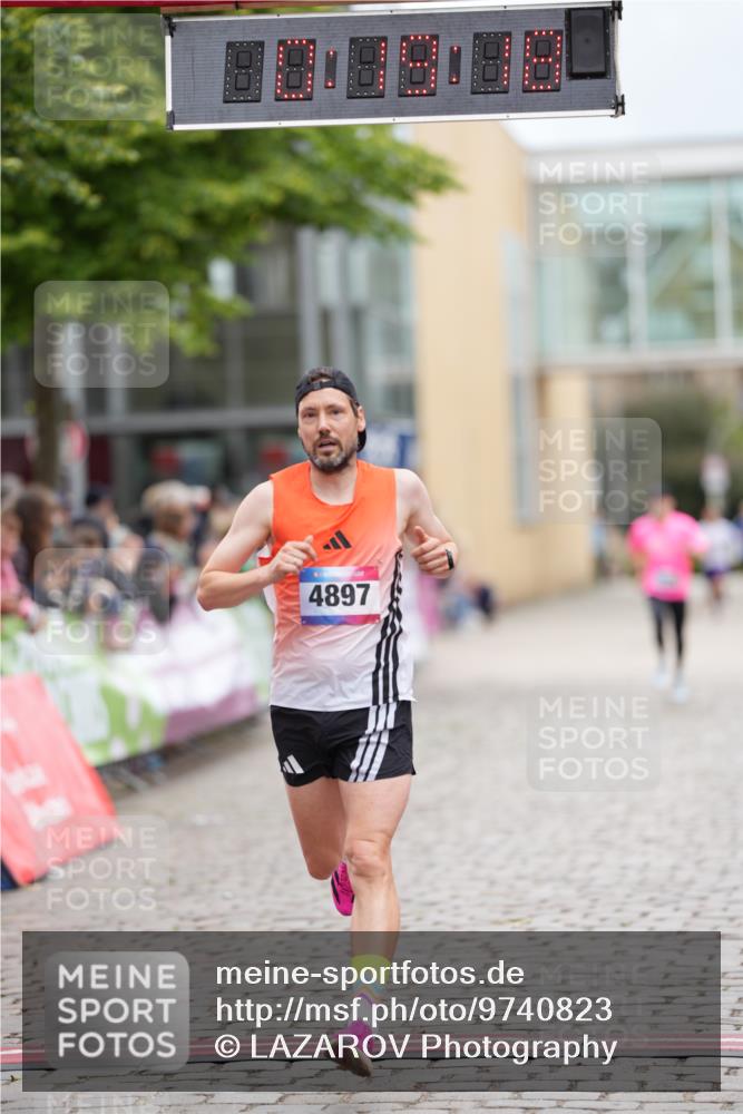 12.06.2026 - Holstenköstenlauf LAZAROV Photography http://msf.ph/oto/9740823 12.06.2026 17:49:16 Laufen 3961, 4897 meine-sportfotos.de