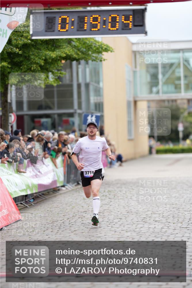 12.06.2026 - Holstenköstenlauf LAZAROV Photography http://msf.ph/oto/9740831 12.06.2026 17:49:02 Laufen 3059, 3719, 4611 meine-sportfotos.de
