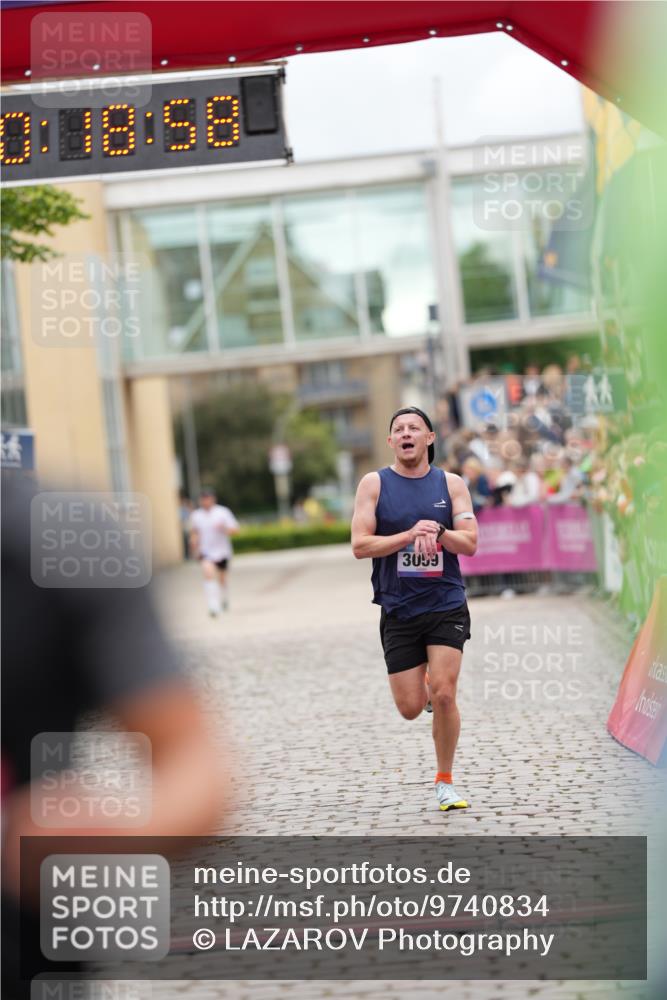 12.06.2026 - Holstenköstenlauf LAZAROV Photography http://msf.ph/oto/9740834 12.06.2026 17:48:56 Laufen 3059, 3301, 4611 meine-sportfotos.de