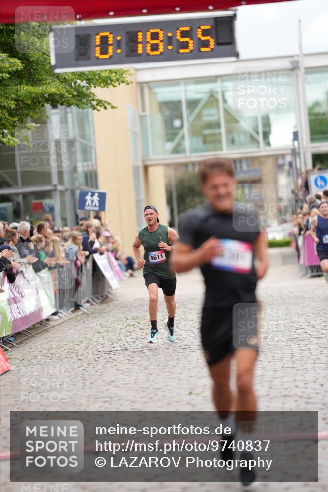 12.06.2026 - Holstenköstenlauf LAZAROV Photography http://msf.ph/oto/9740837 12.06.2026 17:48:53 Laufen 3121, 3301, 4611 meine-sportfotos.de