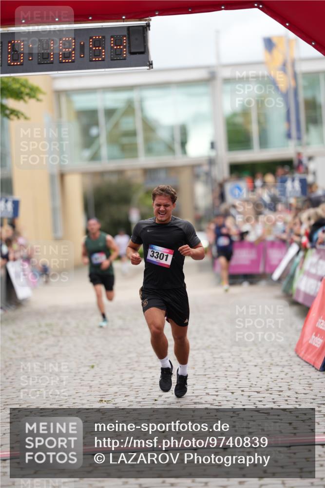 12.06.2026 - Holstenköstenlauf LAZAROV Photography http://msf.ph/oto/9740839 12.06.2026 17:48:52 Laufen 3121, 3301, 4611 meine-sportfotos.de