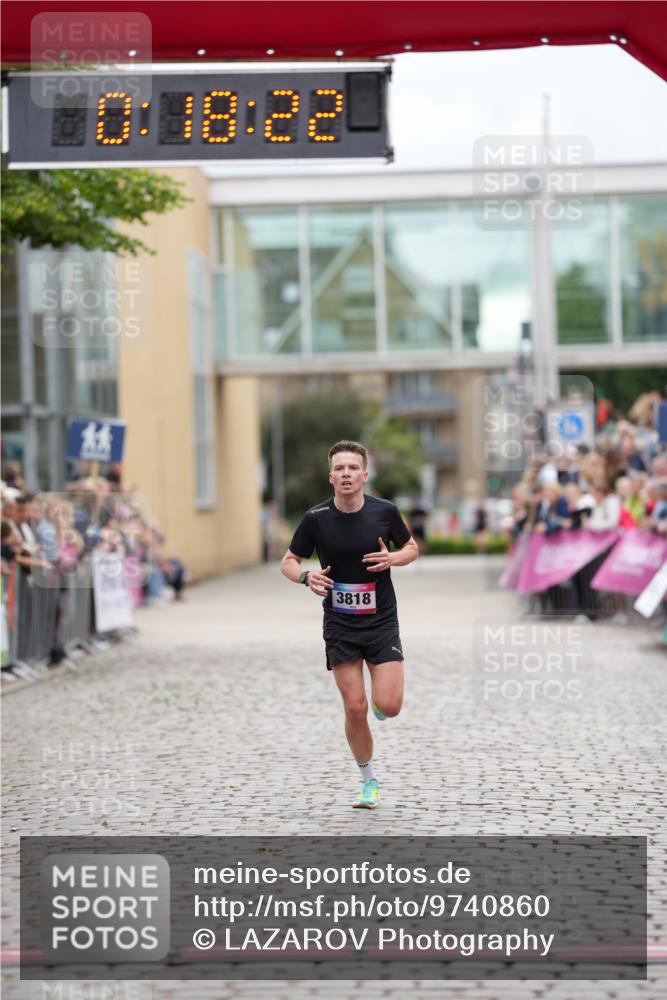 12.06.2026 - Holstenköstenlauf LAZAROV Photography http://msf.ph/oto/9740860 12.06.2026 17:48:20 Laufen 3818 meine-sportfotos.de