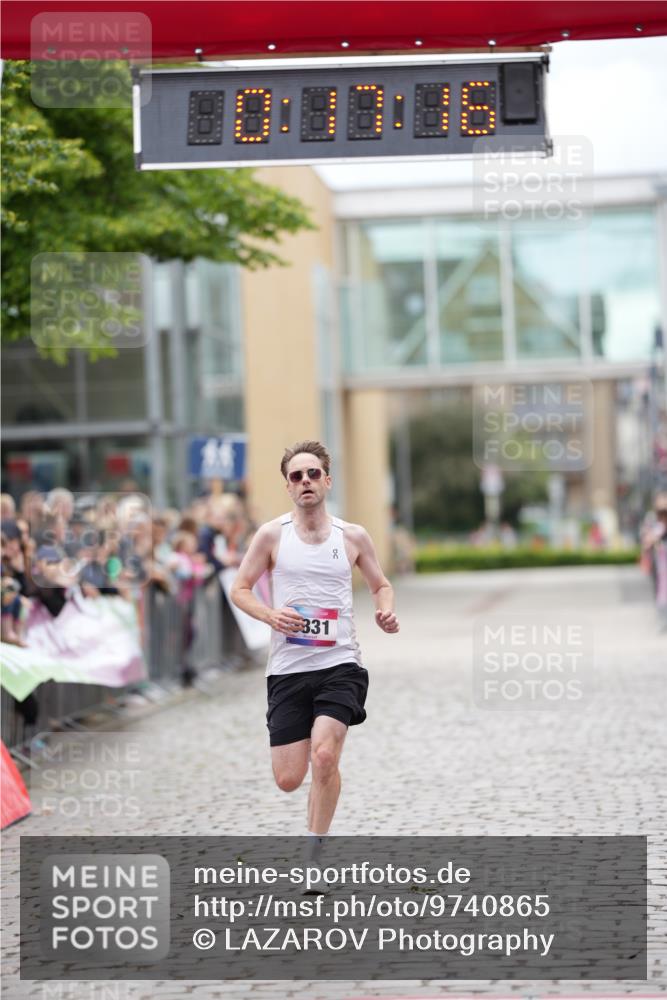 12.06.2026 - Holstenköstenlauf LAZAROV Photography http://msf.ph/oto/9740865 12.06.2026 17:47:14 Laufen 3831 meine-sportfotos.de