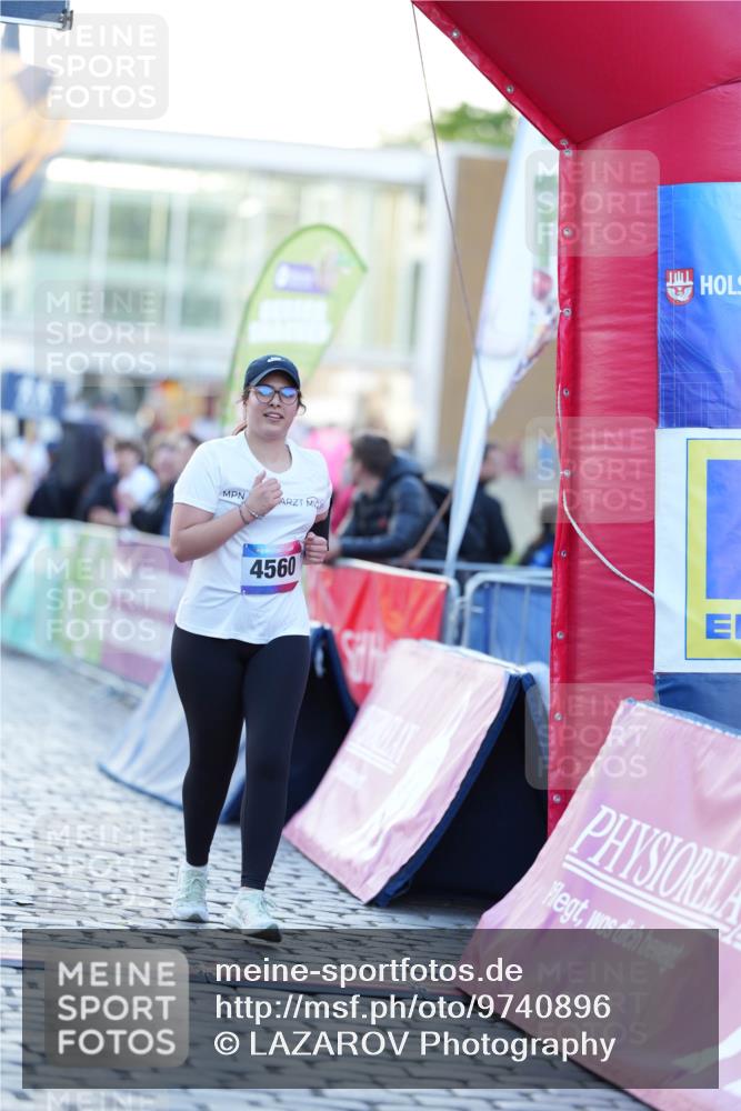 12.06.2026 - Holstenköstenlauf LAZAROV Photography http://msf.ph/oto/9740896 12.06.2026 20:32:22 Laufen 4560, 4560 meine-sportfotos.de