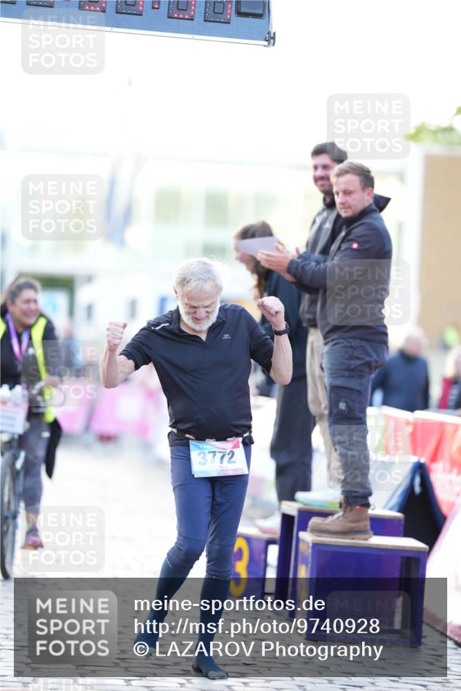 12.06.2026 - Holstenköstenlauf LAZAROV Photography http://msf.ph/oto/9740928 12.06.2026 20:34:49 Laufen 3772, 3221, 3772 meine-sportfotos.de
