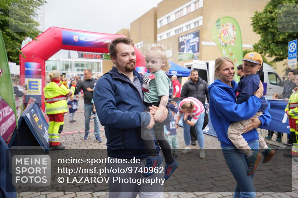 12.06.2026 - Holstenköstenlauf LAZAROV Photography http://msf.ph/oto/9740962 12.06.2026 15:03:46 Laufen 70, 600 meine-sportfotos.de