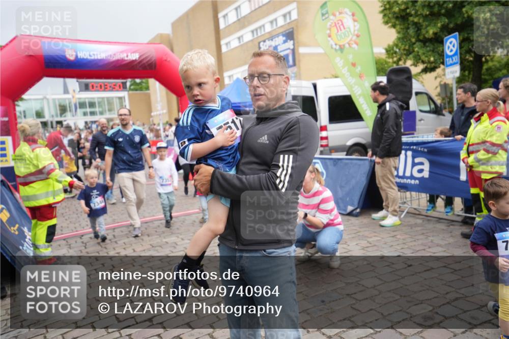 12.06.2026 - Holstenköstenlauf LAZAROV Photography http://msf.ph/oto/9740964 12.06.2026 15:03:50 Laufen 0, 03, 50, 7346, 7353, 517, 600, 7 meine-sportfotos.de