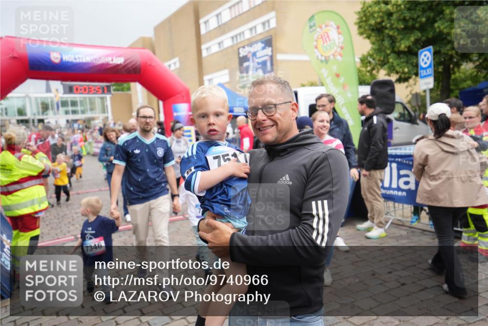 12.06.2026 - Holstenköstenlauf LAZAROV Photography http://msf.ph/oto/9740966 12.06.2026 15:03:52 Laufen 7346, 0, 03, 9, 600, 7517 meine-sportfotos.de