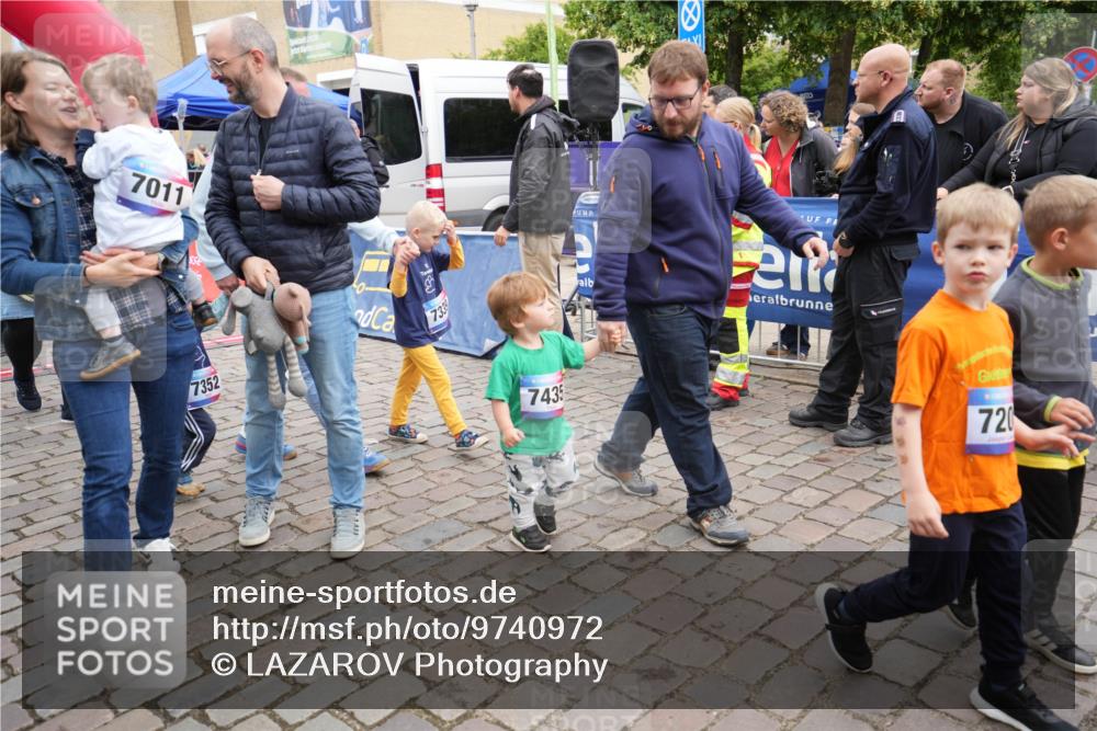 12.06.2026 - Holstenköstenlauf LAZAROV Photography http://msf.ph/oto/9740972 12.06.2026 15:04:02 Laufen 7011, 7352, 733, 7435, 720, 74 meine-sportfotos.de