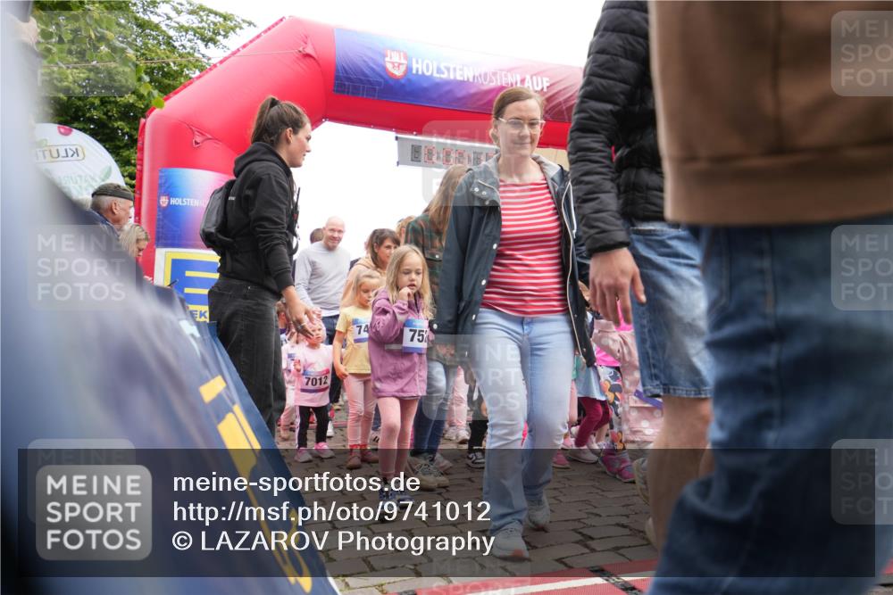 12.06.2026 - Holstenköstenlauf LAZAROV Photography http://msf.ph/oto/9741012 12.06.2026 15:10:48 Laufen 7012, 74, 75 meine-sportfotos.de