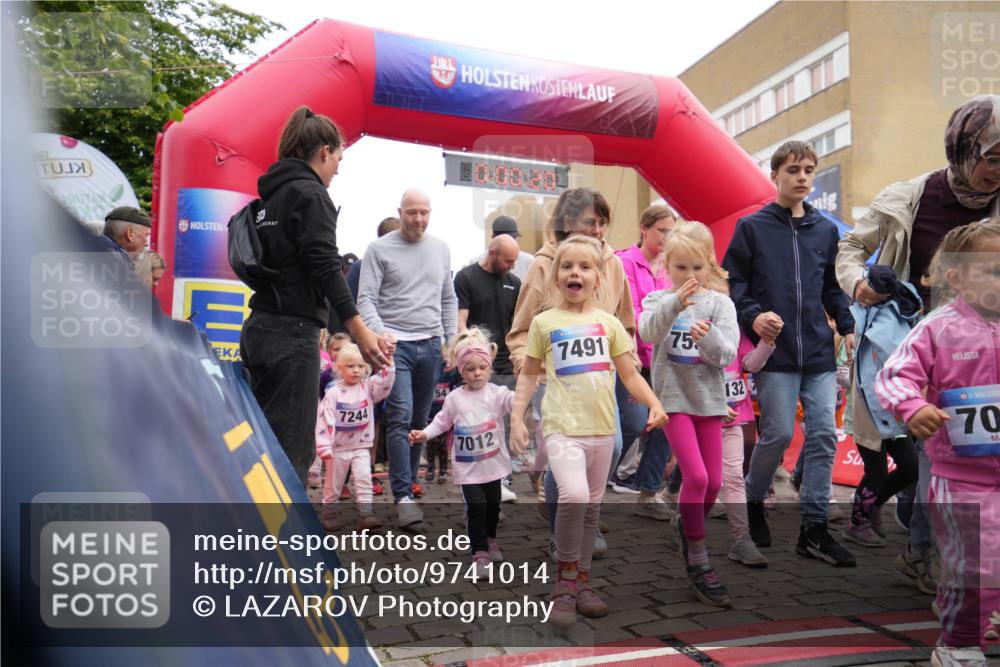 12.06.2026 - Holstenköstenlauf LAZAROV Photography http://msf.ph/oto/9741014 12.06.2026 15:10:50 Laufen 7244, 7012, 7491, 75, 132, 36, 70 meine-sportfotos.de
