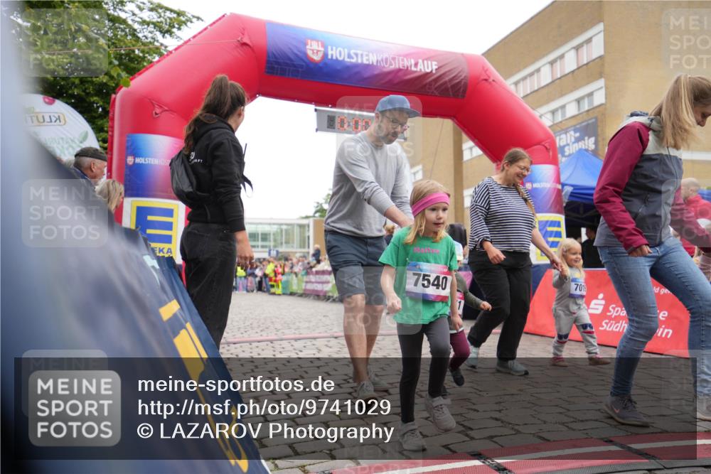 12.06.2026 - Holstenköstenlauf LAZAROV Photography http://msf.ph/oto/9741029 12.06.2026 15:11:11 Laufen 7540, 7019 meine-sportfotos.de