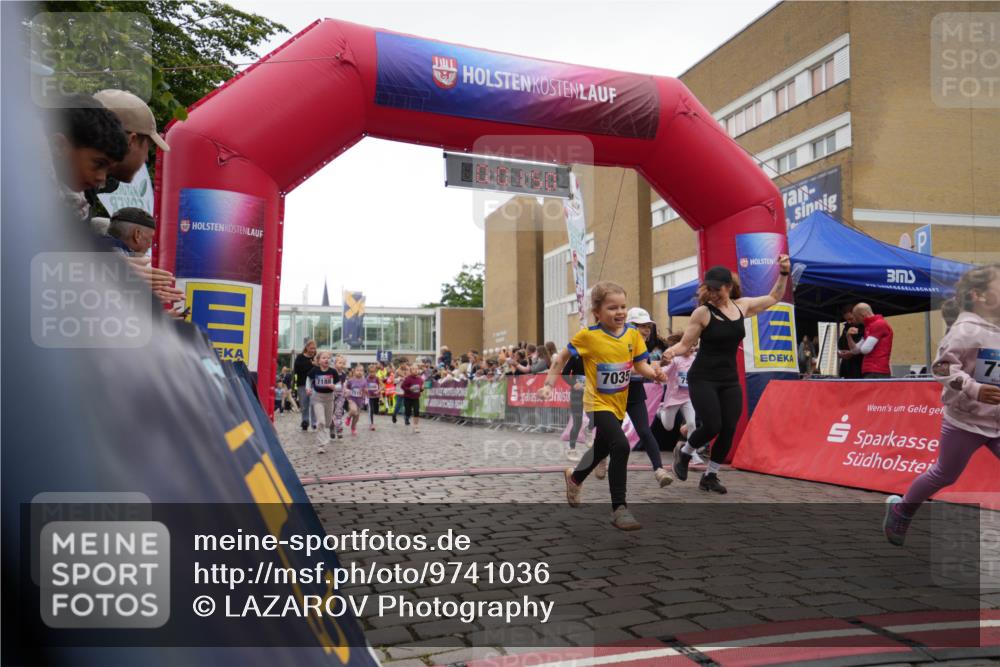 12.06.2026 - Holstenköstenlauf LAZAROV Photography http://msf.ph/oto/9741036 12.06.2026 15:12:21 Laufen 7188, 7035, 77 meine-sportfotos.de