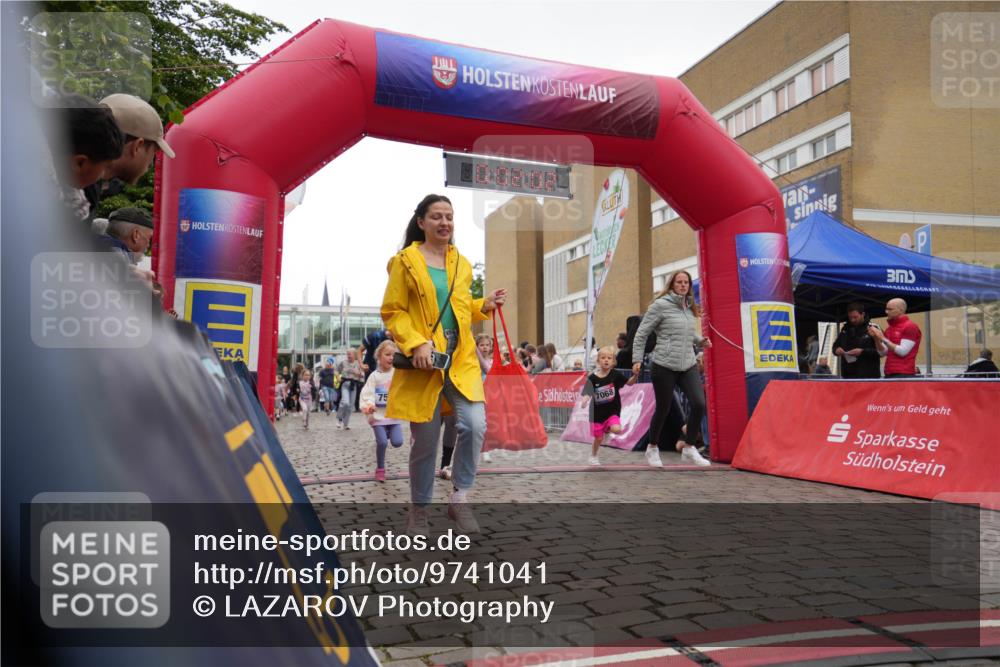 12.06.2026 - Holstenköstenlauf LAZAROV Photography http://msf.ph/oto/9741041 12.06.2026 15:12:33 Laufen 75, 7068 meine-sportfotos.de