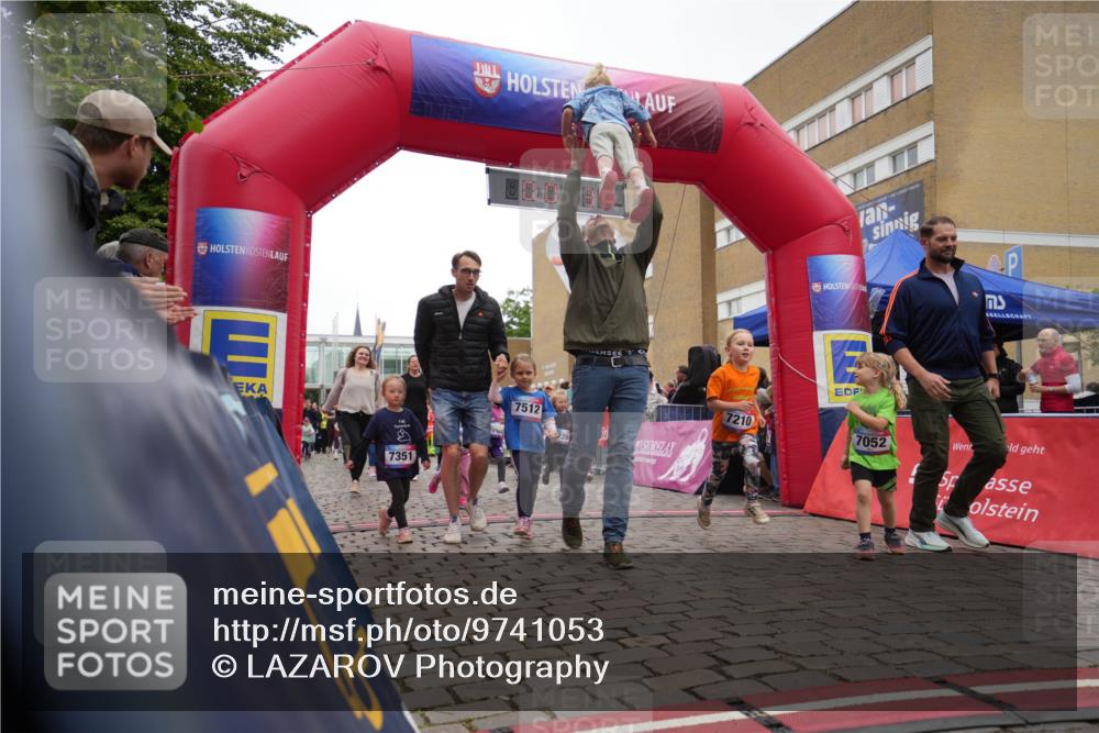 12.06.2026 - Holstenköstenlauf LAZAROV Photography http://msf.ph/oto/9741053 12.06.2026 15:13:05 Laufen 7351, 7512, 7210, 7052 meine-sportfotos.de