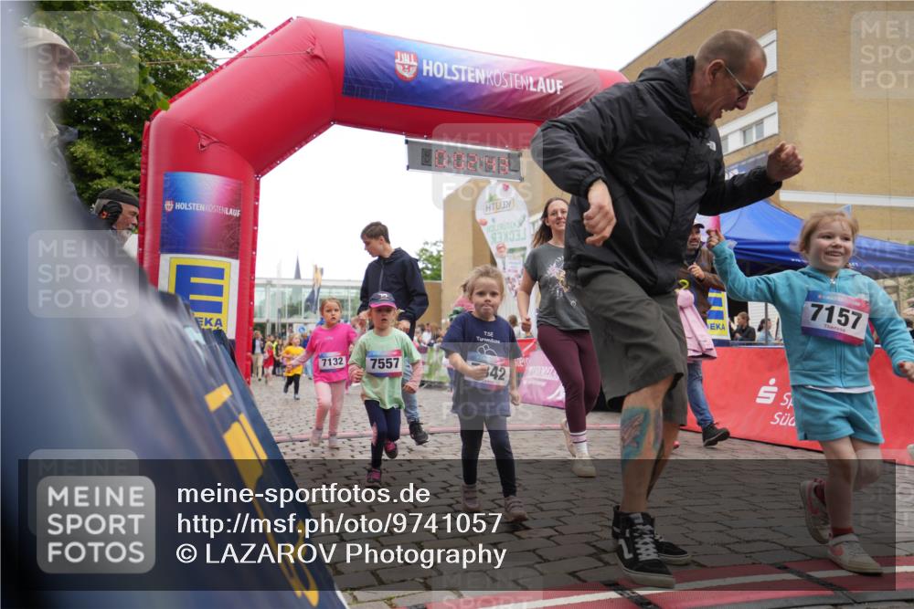 12.06.2026 - Holstenköstenlauf LAZAROV Photography http://msf.ph/oto/9741057 12.06.2026 15:13:13 Laufen 7132, 7557, 42, 7157 meine-sportfotos.de