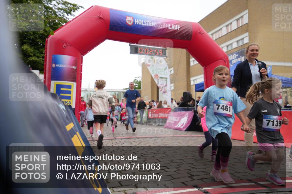 12.06.2026 - Holstenköstenlauf LAZAROV Photography http://msf.ph/oto/9741063 12.06.2026 15:13:29 Laufen 10, 02, 58, 7461, 7139 meine-sportfotos.de