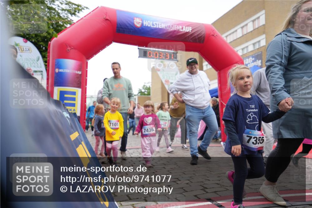 12.06.2026 - Holstenköstenlauf LAZAROV Photography http://msf.ph/oto/9741077 12.06.2026 15:14:02 Laufen 7101, 7436, 218, 36, 7355 meine-sportfotos.de