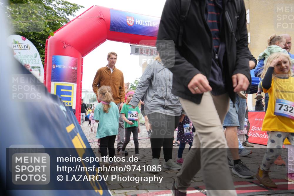12.06.2026 - Holstenköstenlauf LAZAROV Photography http://msf.ph/oto/9741085 12.06.2026 15:14:19 Laufen 7540, 749, 732 meine-sportfotos.de