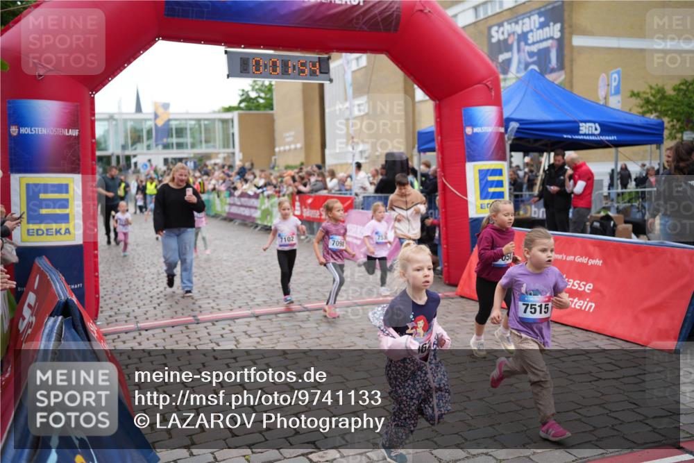 12.06.2026 - Holstenköstenlauf LAZAROV Photography http://msf.ph/oto/9741133 12.06.2026 15:12:25 Laufen 7102, 753, 7098, 050, 7515 meine-sportfotos.de
