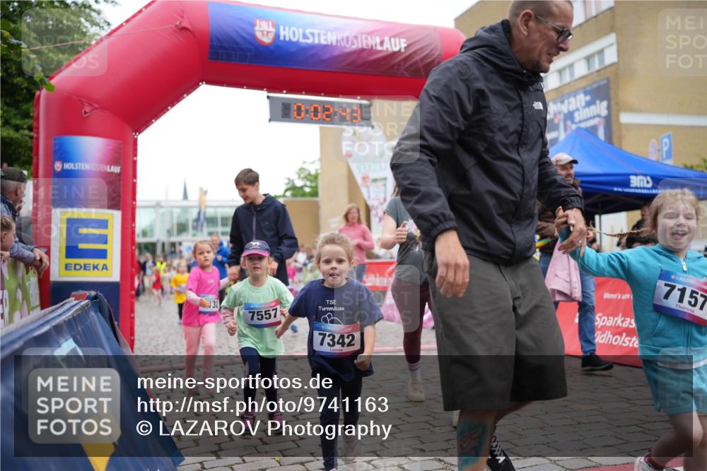 12.06.2026 - Holstenköstenlauf LAZAROV Photography http://msf.ph/oto/9741163 12.06.2026 15:13:14 Laufen 10, 02, 43, 32, 7557, 7342, 7157 meine-sportfotos.de