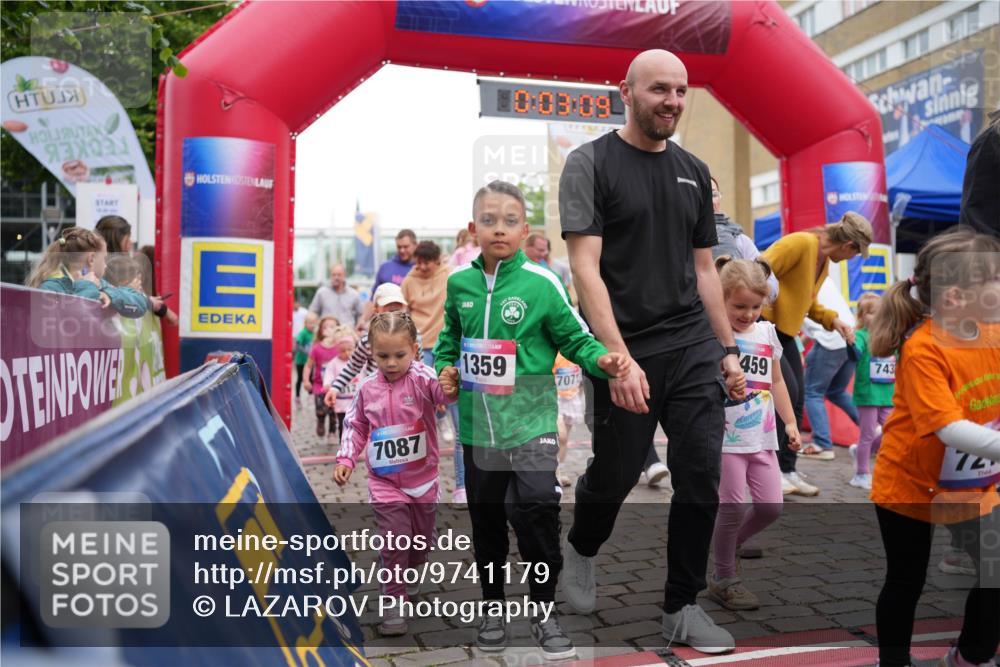 12.06.2026 - Holstenköstenlauf LAZAROV Photography http://msf.ph/oto/9741179 12.06.2026 15:13:40 Laufen 0, 03, 08, 7087, 1359, 707, 459, 743, 74 meine-sportfotos.de