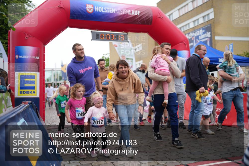 12.06.2026 - Holstenköstenlauf LAZAROV Photography http://msf.ph/oto/9741183 12.06.2026 15:13:44 Laufen 742, 7494, 7150, 7, 7012 meine-sportfotos.de