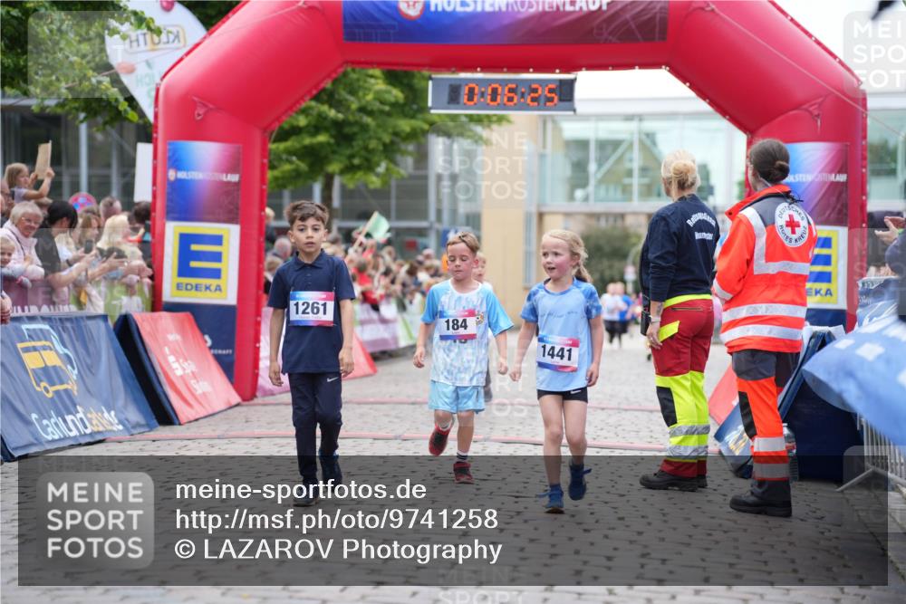 12.06.2026 - Holstenköstenlauf LAZAROV Photography http://msf.ph/oto/9741258 12.06.2026 15:36:28 Laufen 10, 06, 25, 1261, 184, 1441, 12, 58, 103, 184, 189, 362, 1366, 1369, 1458, 1555 meine-sportfotos.de