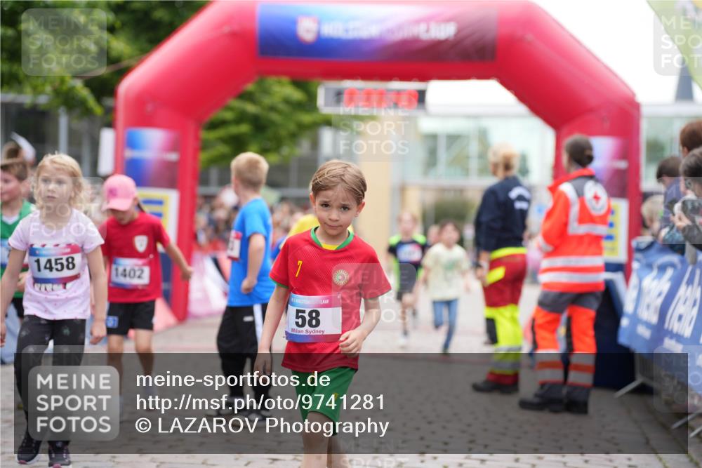 12.06.2026 - Holstenköstenlauf LAZAROV Photography http://msf.ph/oto/9741281 12.06.2026 15:36:43 Laufen 1458, 1402, 58, 36, 74, 186, 783, 1267 meine-sportfotos.de