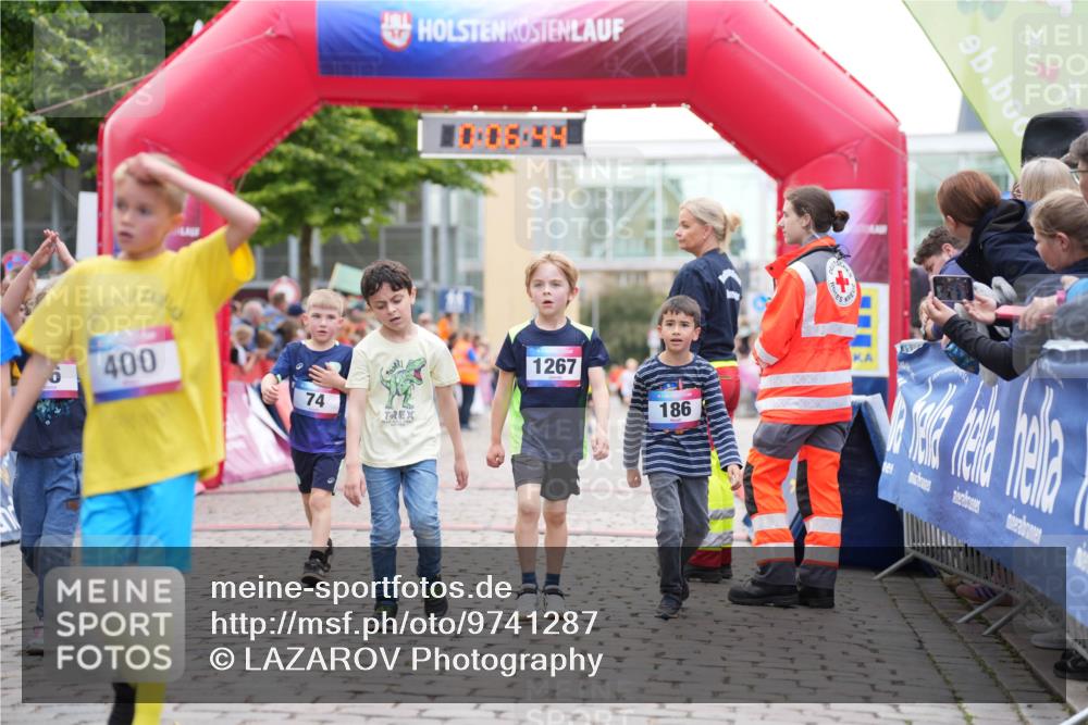 12.06.2026 - Holstenköstenlauf LAZAROV Photography http://msf.ph/oto/9741287 12.06.2026 15:36:47 Laufen 400, 74, 1267, 186, 74, 408 meine-sportfotos.de