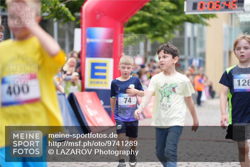 12.06.2026 - Holstenköstenlauf LAZAROV Photography http://msf.ph/oto/9741289 12.06.2026 15:36:48 Laufen 400, 74, 126, 408 meine-sportfotos.de
