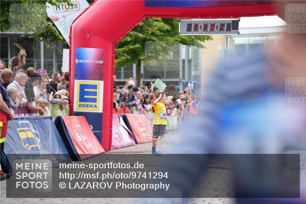 12.06.2026 - Holstenköstenlauf LAZAROV Photography http://msf.ph/oto/9741294 12.06.2026 15:36:53 Laufen 408, 111, 348, 357, 408, 529, 1260, 1450 meine-sportfotos.de