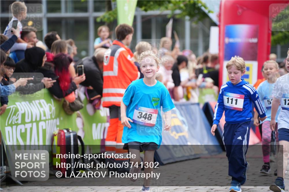 12.06.2026 - Holstenköstenlauf LAZAROV Photography http://msf.ph/oto/9741302 12.06.2026 15:37:05 Laufen 36, 348, 111, 5, 12, 81, 91, 365, 537, 761, 762, 1010, 1416 meine-sportfotos.de