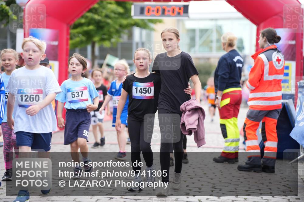 12.06.2026 - Holstenköstenlauf LAZAROV Photography http://msf.ph/oto/9741305 12.06.2026 15:37:07 Laufen 1260, 537, 157, 1450, 81, 91, 187, 365, 530, 535, 762 meine-sportfotos.de