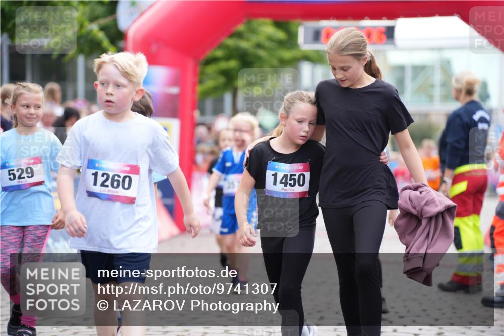 12.06.2026 - Holstenköstenlauf LAZAROV Photography http://msf.ph/oto/9741307 12.06.2026 15:37:08 Laufen 529, 1260, 36, 1450, 81, 91, 187, 365, 530, 535, 762, 1417 meine-sportfotos.de