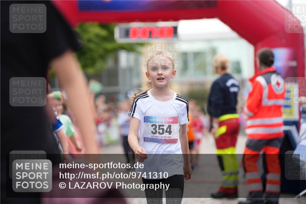 12.06.2026 - Holstenköstenlauf LAZAROV Photography http://msf.ph/oto/9741310 12.06.2026 15:37:11 Laufen 36, 354, 56, 81, 91, 187, 365, 530, 535, 762, 768, 1371, 1417 meine-sportfotos.de