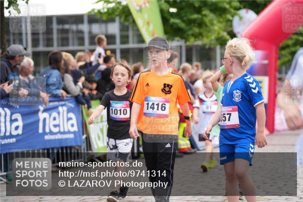 12.06.2026 - Holstenköstenlauf LAZAROV Photography http://msf.ph/oto/9741314 12.06.2026 15:37:13 Laufen 1010, 1416, 1357, 56, 81, 187, 353, 365, 396, 530, 535, 768, 1371, 1417 meine-sportfotos.de