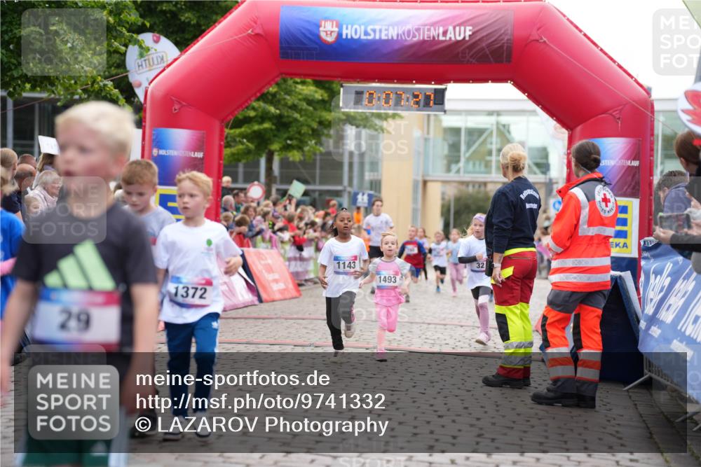 12.06.2026 - Holstenköstenlauf LAZAROV Photography http://msf.ph/oto/9741332 12.06.2026 15:37:29 Laufen 29, 1372, 1143, 32, 1493, 32, 65, 358, 413, 780, 1141, 1143, 1415, 1500 meine-sportfotos.de